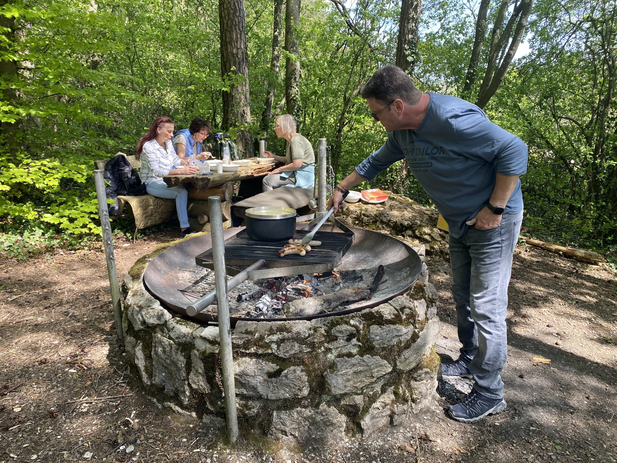 grillen im Wald grillen im Wald