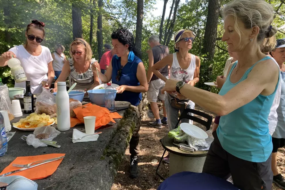 Grillen im Wald mit Soulness