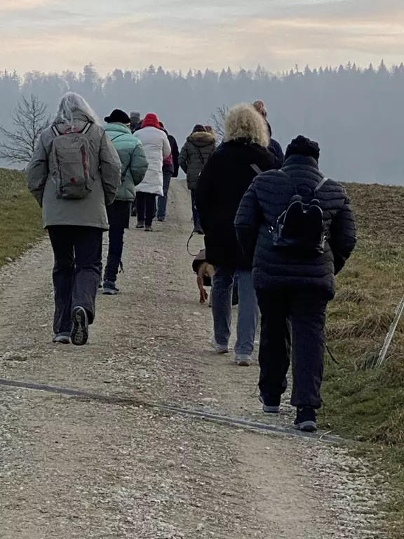 Gruppe von hinten zu Imbolg