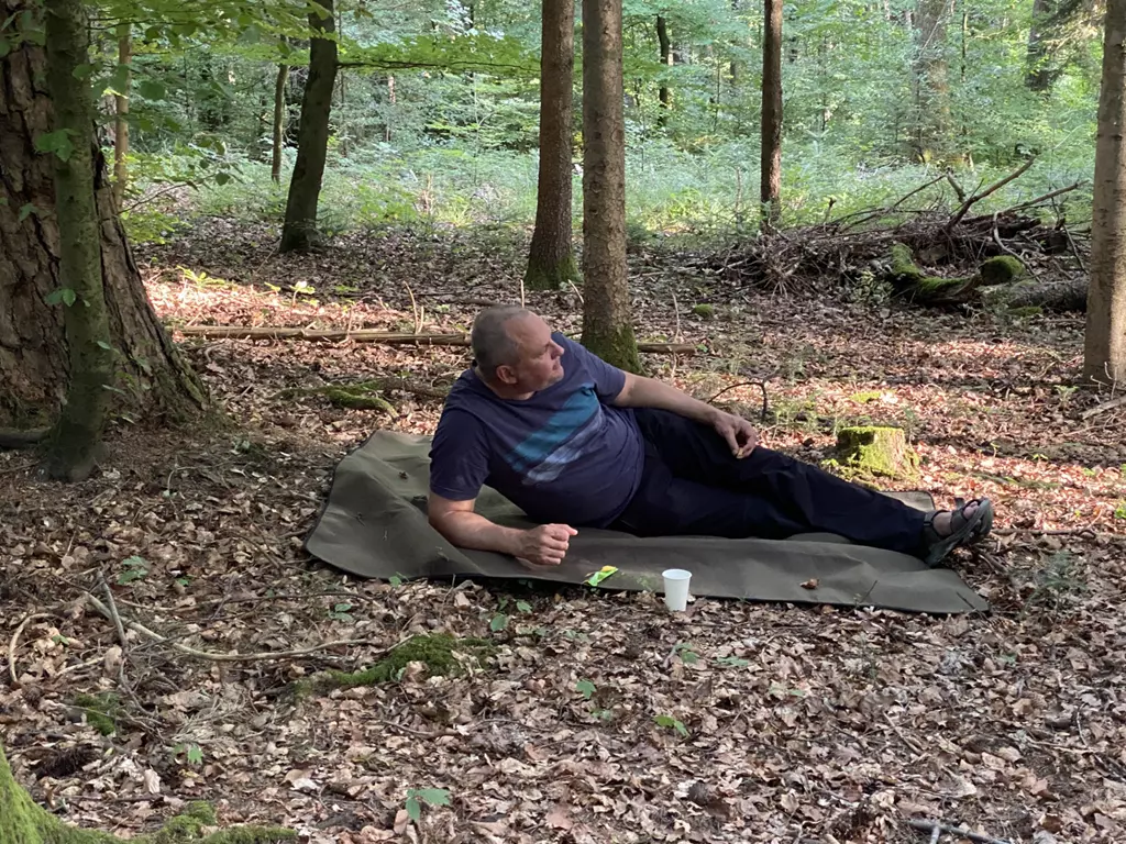 Frauen im Wald mit Beat