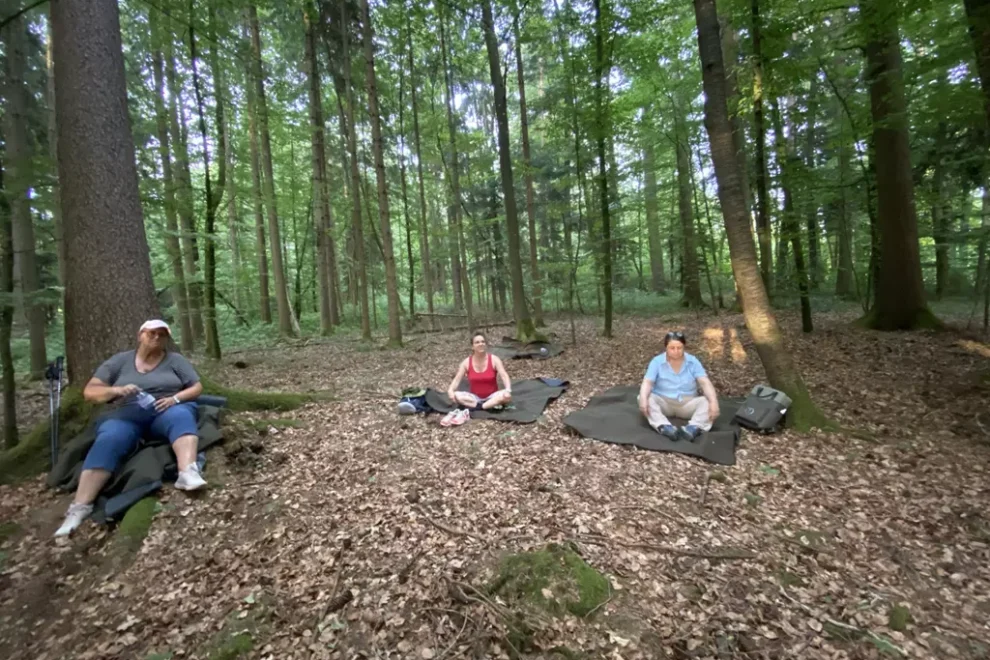 Frauen im Wald